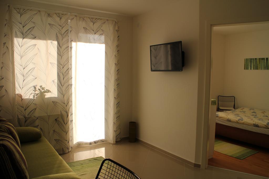 Bamboo Wellness Apartment Siófok Quarto foto